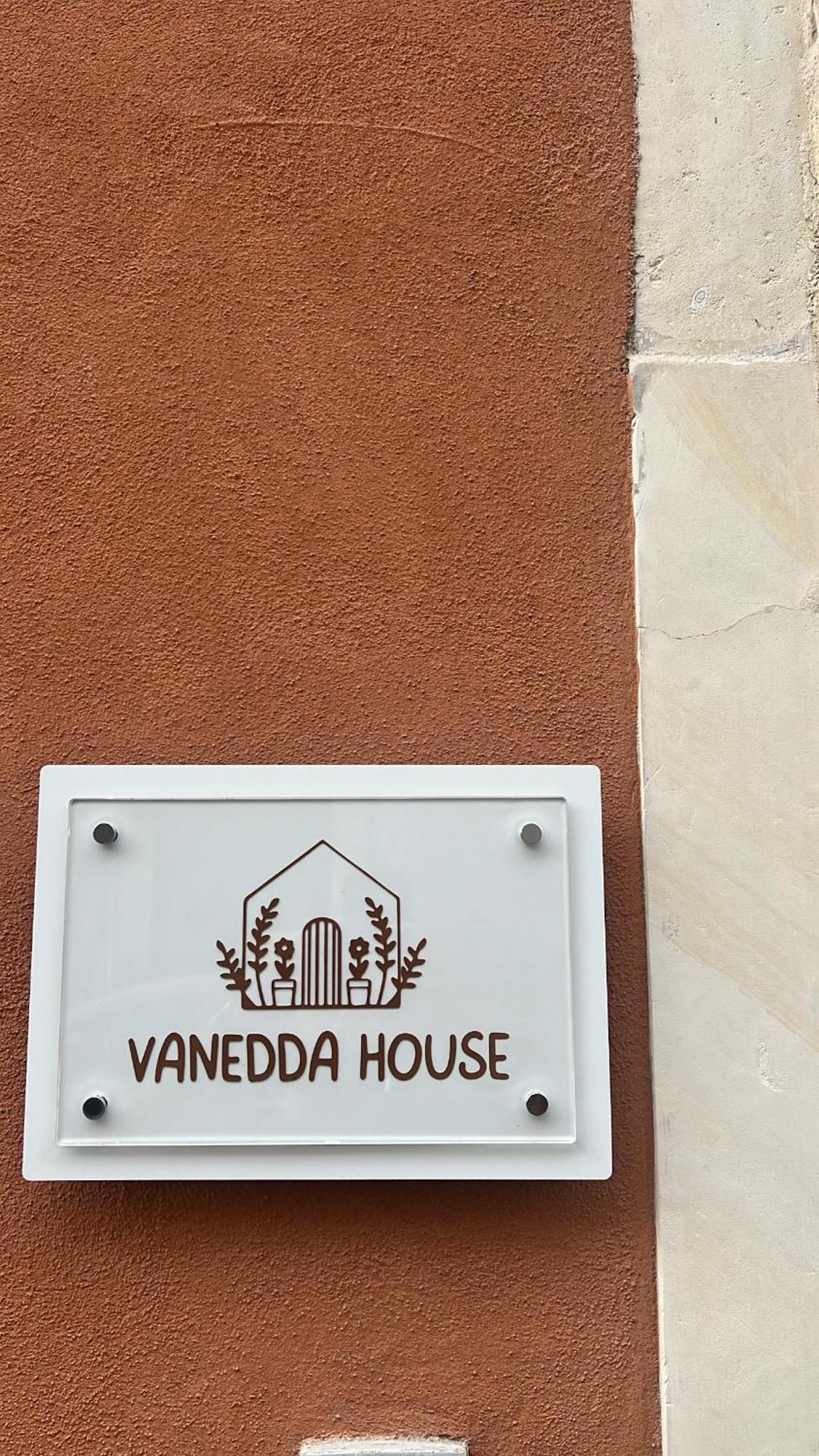 カターニアVanedda Houseアパートメント エクステリア 写真